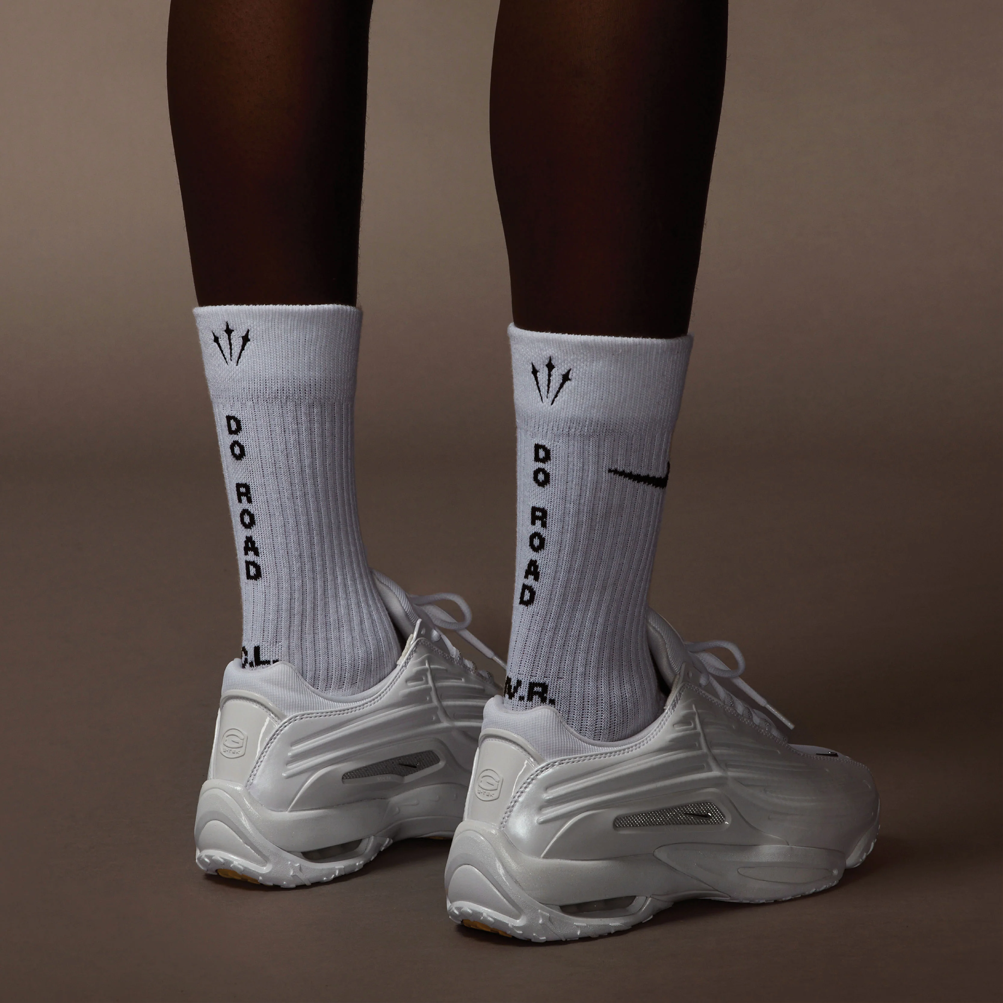 Hot Step II - Image 8
